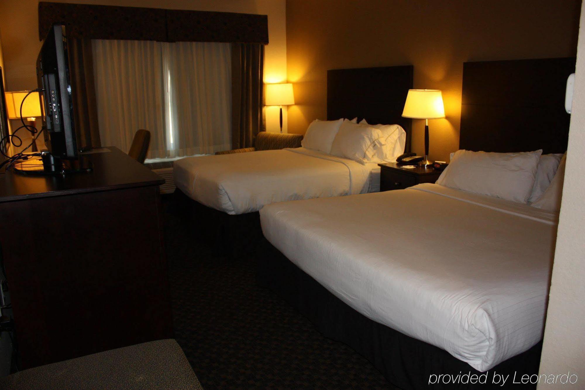 Holiday Inn Express & Suites Clinton By Ihg Kültér fotó